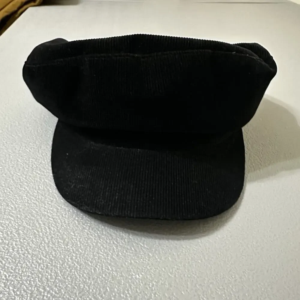 Black Zara Newsboy Cap. Womens Medium